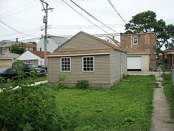 2nd image of 4953 S Kostner Ave