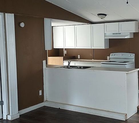 3rd image of 1602 Old Register Way Lot 4