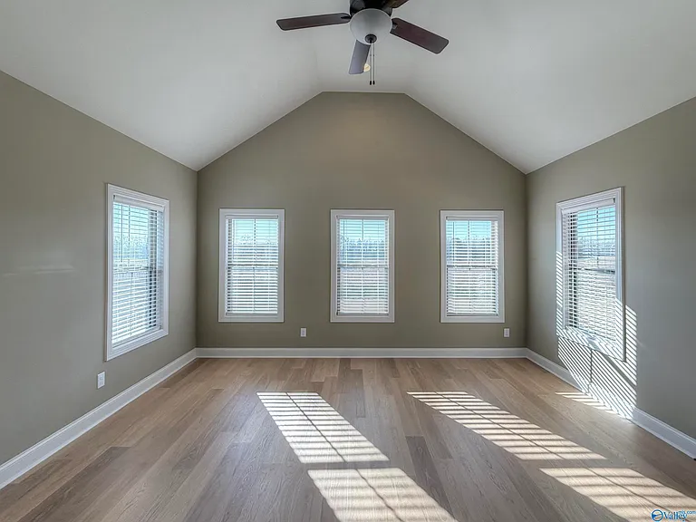 26430 Birkshire Ln — Photo 29