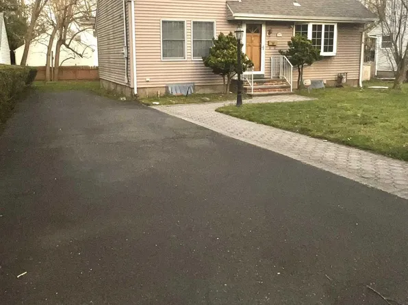 475 S Pleasant Ave, Ridgewood, NJ 07450