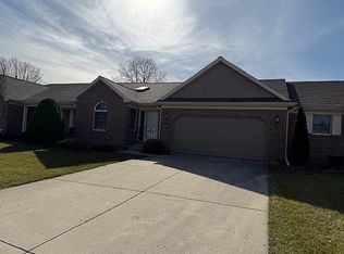 1444 Hampton Cir, Goshen, IN 46526