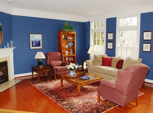 8115 Bellingham Ct, Fairfax Station, VA 22039