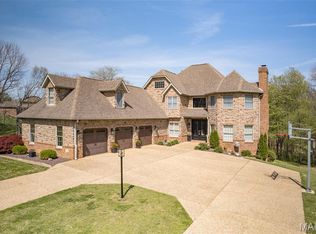 312 Oak Forest Dr, Jackson, MO 63755