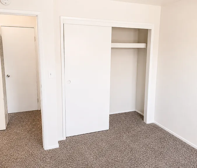 2125 North Ave #24 — Photo 4