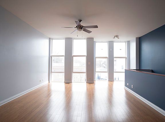 3rd image of 2146 N Lawndale Ave #2