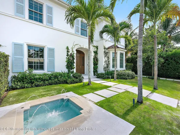 225 El Pueblo Way, Palm Beach, FL 33480