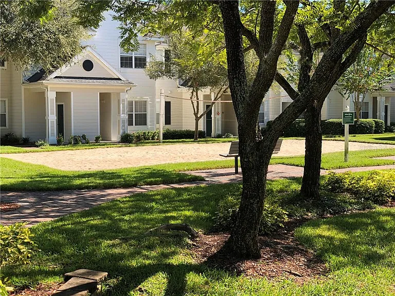 1300 Eastern Pecan Pl #1-107 — Photo 19