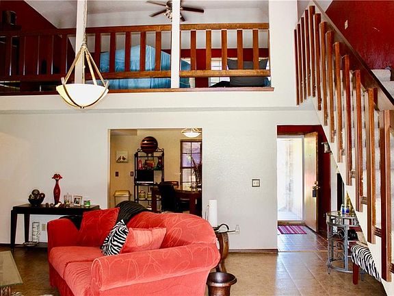 5th image of 16920 Cedarwood Dr