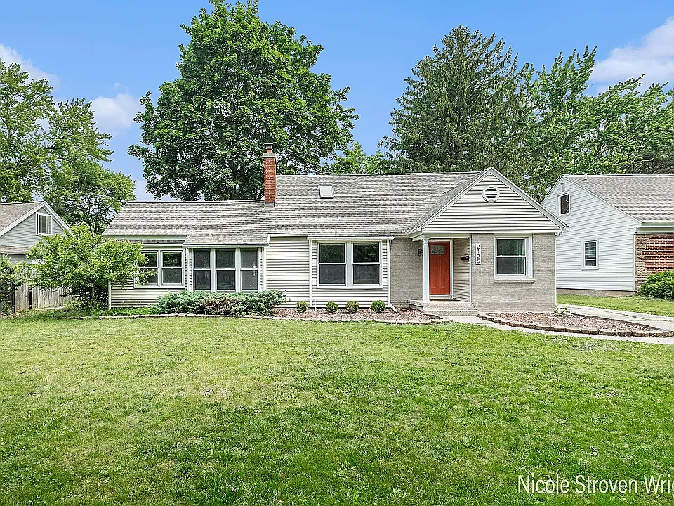 2125 Englewood Dr SE