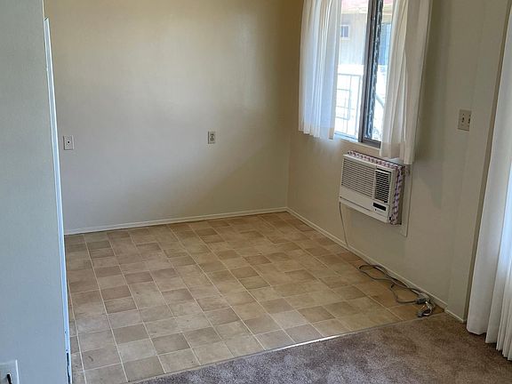4th image of 720 W Foothill Blvd APT 7