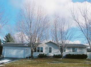 1200 Namekagon Loop, Hudson, WI 54016