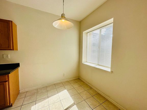 5th image of 1502 Jackson St APT 204