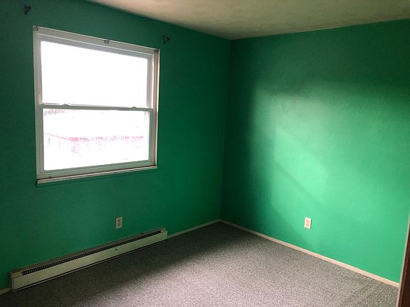 4th image of 601 Gladstone Ave