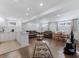 200 Goulding Ave N, Toronto, ON M2R2P4