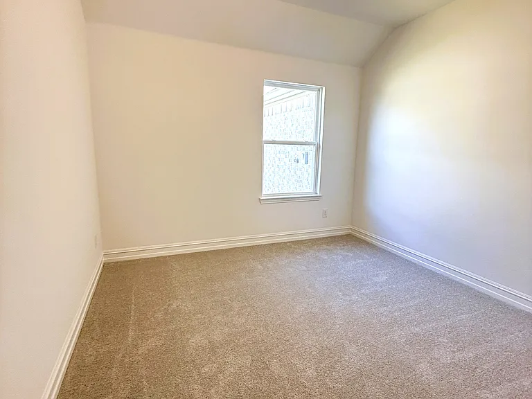 4349 Noble Ln — Photo 16