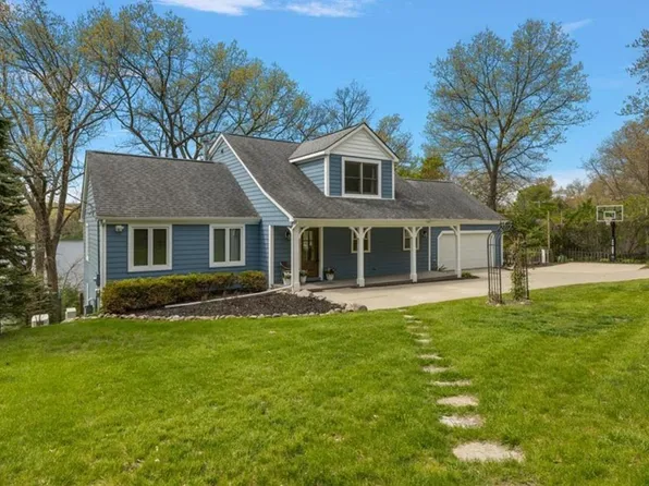 5231 Mattawa Dr, Clarkston, MI 48348