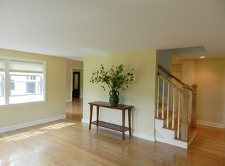 122 North St, Kennebunkport, ME 04046