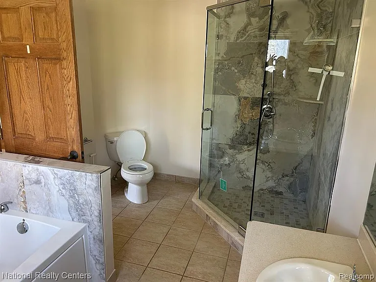 6572 Ridgeview Dr — Photo 12