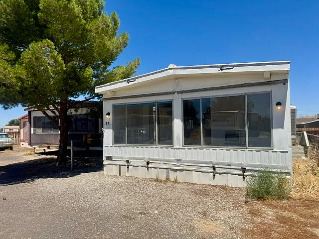 26599 Nudgent St — Photo 1