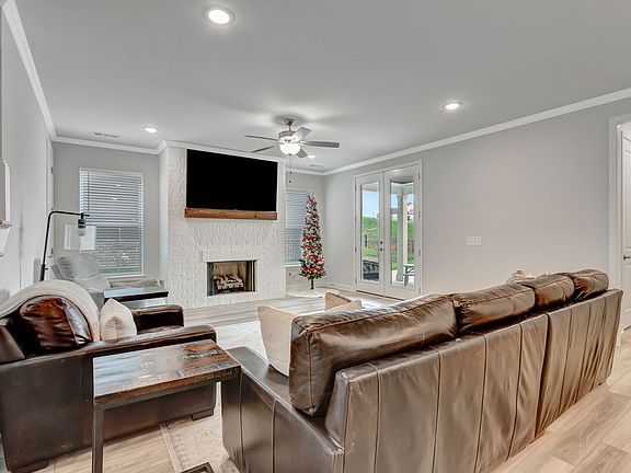 5th image of 3037 Whitstable Ct