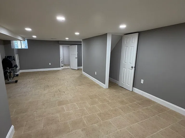 1353 Cambria St — Photo 21