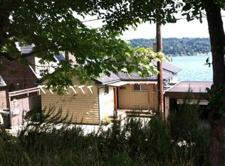 11262 Riviera Pl NE, Seattle, WA 98125