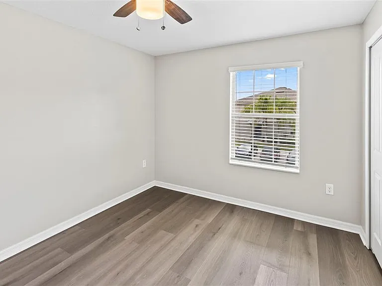 15504 Florence Hollow Pl — Photo 25