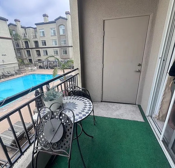 9263 Regents Rd #B210 — Photo 28