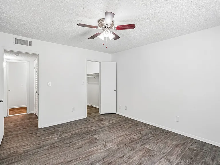Lewis on Cascade Apartments — Photo 31