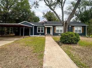511 Southern Ln, Bryan, TX 77802