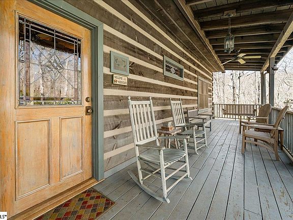 3rd image of 512 Doe Run