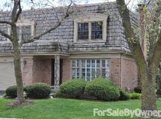 19W051 Avenue Normandy S, Oak Brook, IL