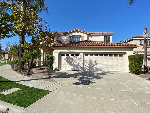 Front view with pathway