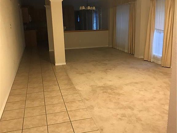 5th image of 3933 Garden Grove Ln