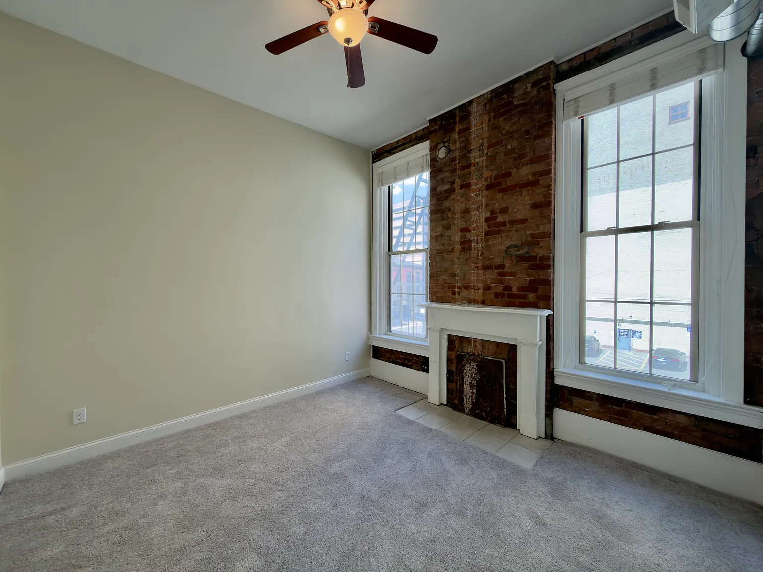 2 bed, 850 sqft, $1,800 — Photo 4