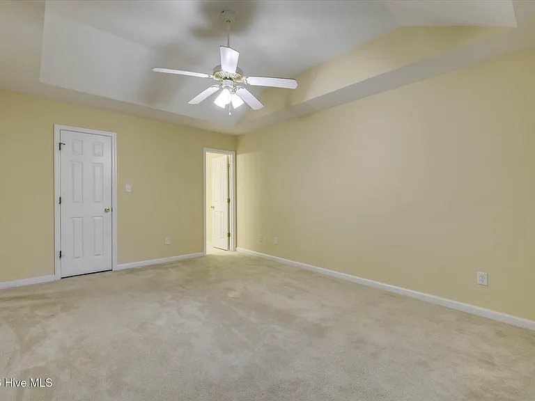 301 Beech Ln — Photo 28