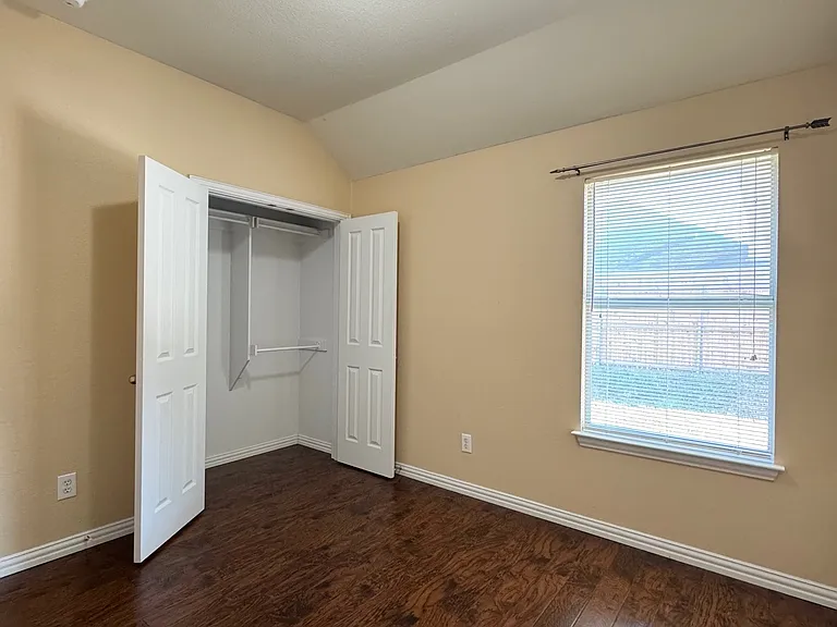 Bedroom 3 closet