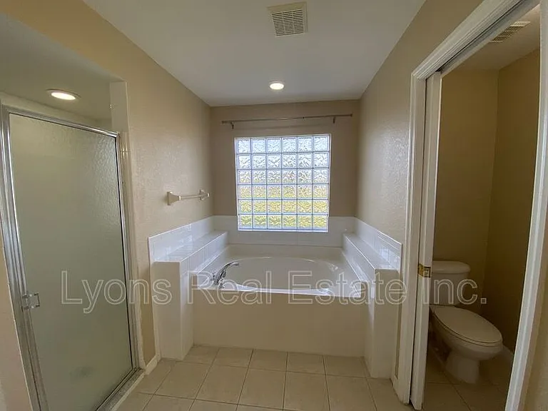 2251 SW 4th St — Photo 19