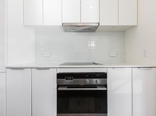 1308 Hornby St, Vancouver, BC V6Z 0C5