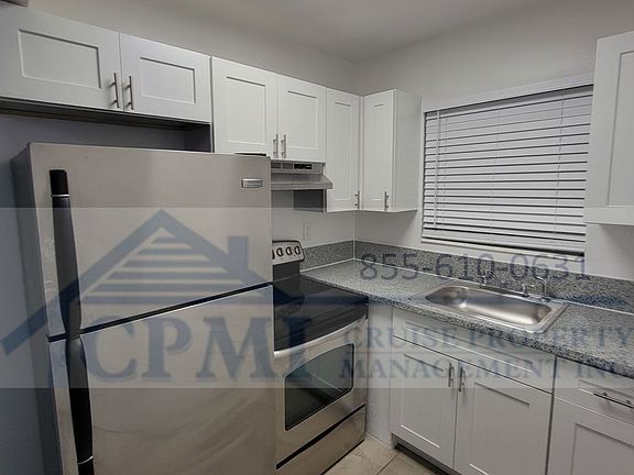 5th image of 2220 Hayes St #11