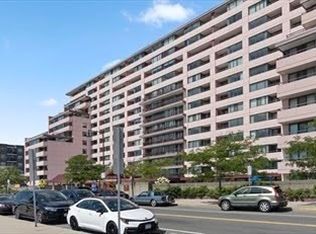 350 Revere Beach Blvd #PENTHOUSE 11G, Revere, MA 02151