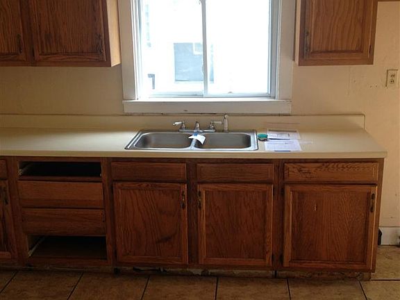 5th image of 2108 Lodell Ave
