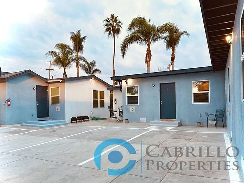 1 bed, 1.0 bath, $1,695 — Photo 2