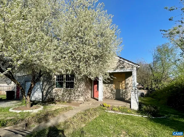 509 Randolph St, Staunton, VA 24401