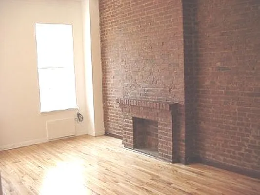 Rented by AJ Clarke | media 28