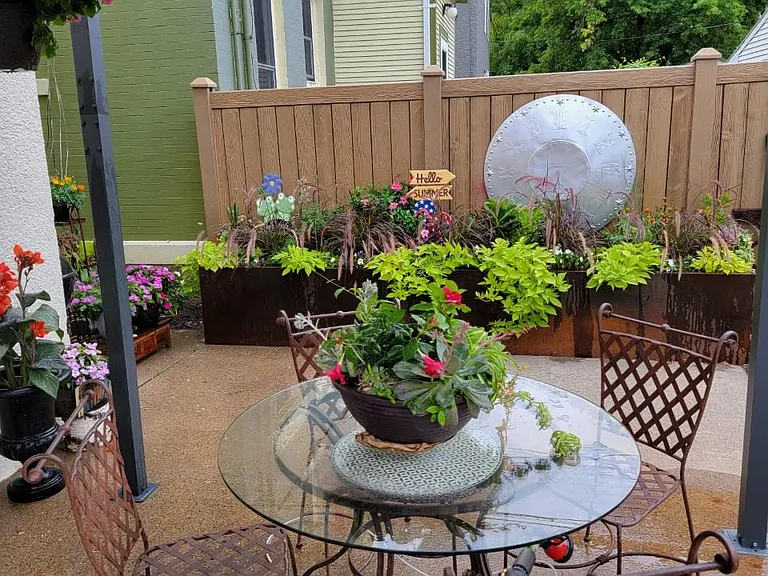 Covered patio area