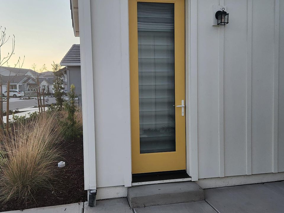 Private Entrance to the Muti-gen suite