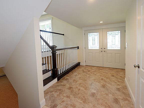 4th image of 238 Birchwood Park Dr