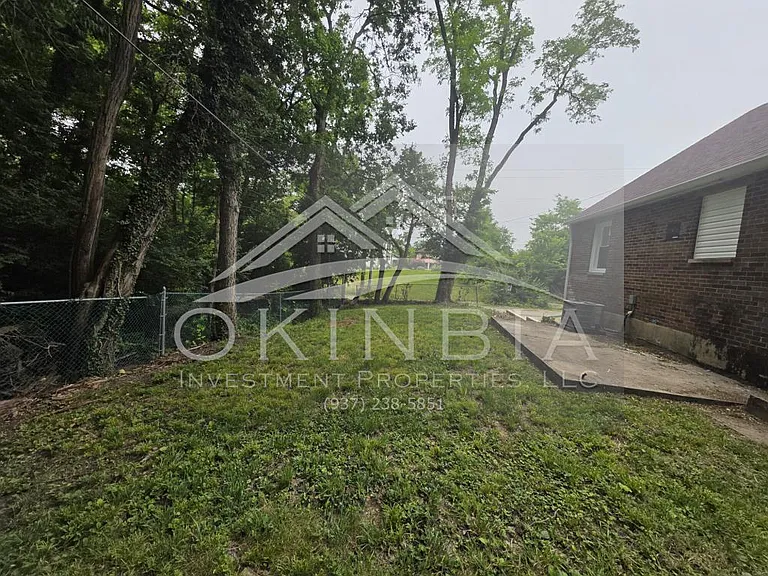 1402 N Euclid Ave — Photo 30