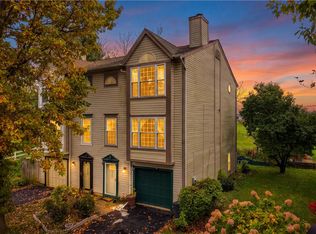 2842 Santee Dr, Bethlehem, PA 18017